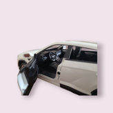 ماکت فلزی ماشین لامبورگینی اوروس دود زا رنگ سفید Lamborghini Urus مقیاس 1:24(cz141AD)