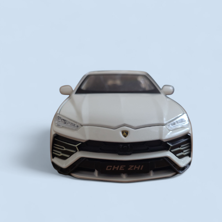 ماکت فلزی ماشین لامبورگینی اوروس دود زا رنگ سفید Lamborghini Urus مقیاس 1:24(cz141AD)