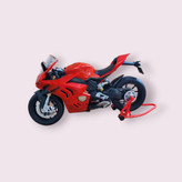 نمای کناری ماکت موتور Ducati Panigale V4 قرمز با پایه نگهدارنده