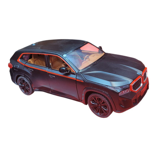 ماشین فلزی BMW M8 سقف کهکشانی