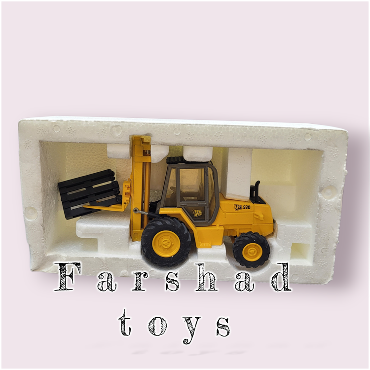 ماکت بالابر چنگکی مخصوص زمین ناهموار بالابر ارابهای تمام زمین منگنه زن بالابر تمام زمین مقیاس/پله/پله/پله/پله/پله - ۱:۳۵