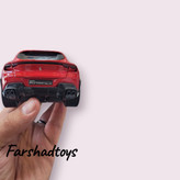 ماکت ماشین فراری پوروسانگو Ferrari Purosangue قرمز برند بوراگو مقیاس 1:24 نمای عقب