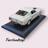 نمای عقب ماکت Ford Mustang GT Cobra Jet 1968 برند Maisto