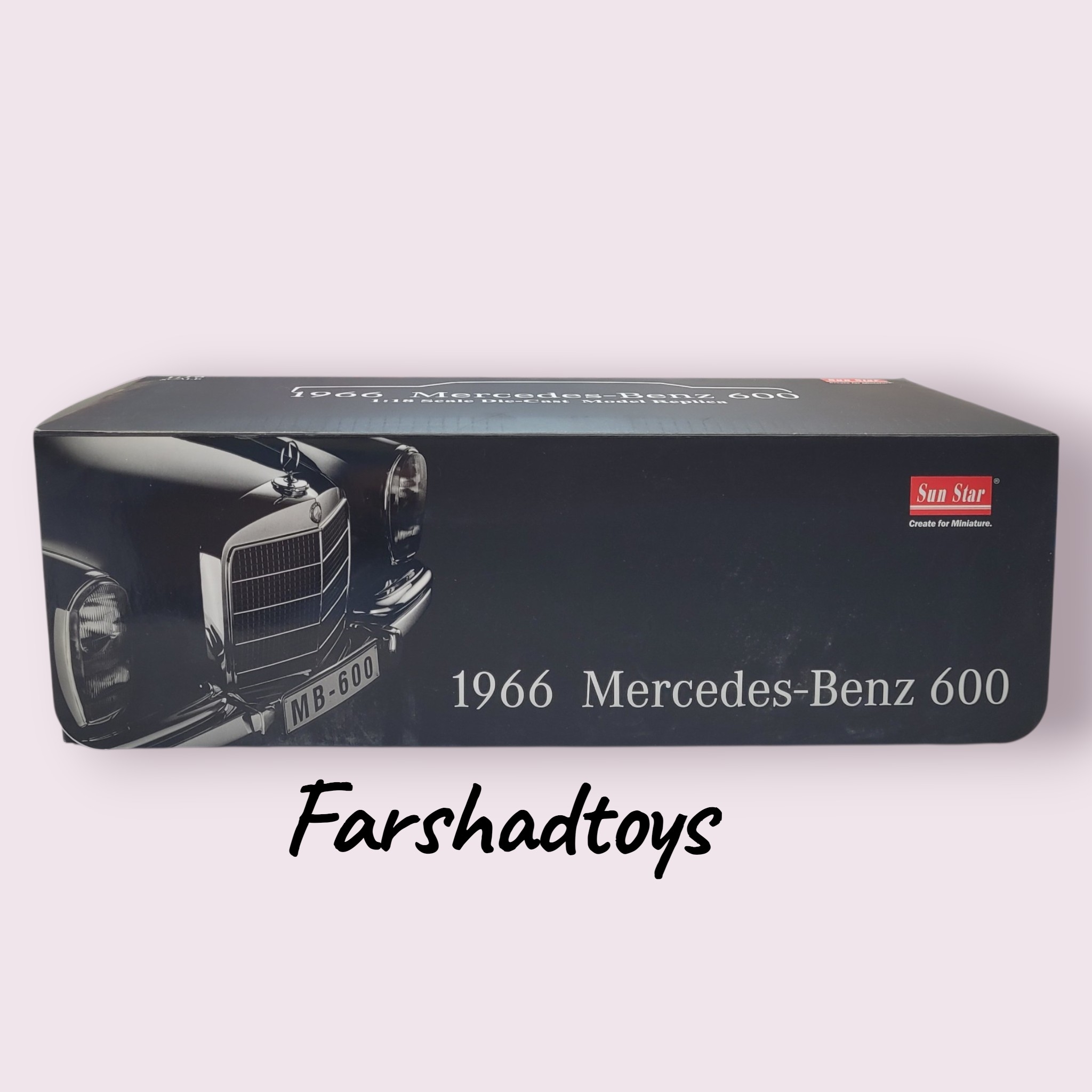 نمای جعبه ماکت Mercedes Benz 600 Landaulet 1966 برند Sun Star