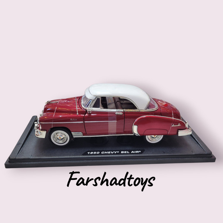 ماکت Chevrolet Bel Air 1950 نمای جانبی رنگ زرشکی با سقف سفید برند Motor Max مقیاس 1:18