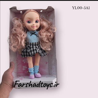 عروسک موزیکال Shining Princess مدل YL-005A1 با لباس چهارخانه آبی | فرشاد تویز دارای جلوه های صوتی و نوری