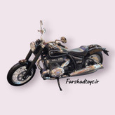 ماکت موتور BMW R18 Welly مشکی با جزئیات کرومی نمای کنار