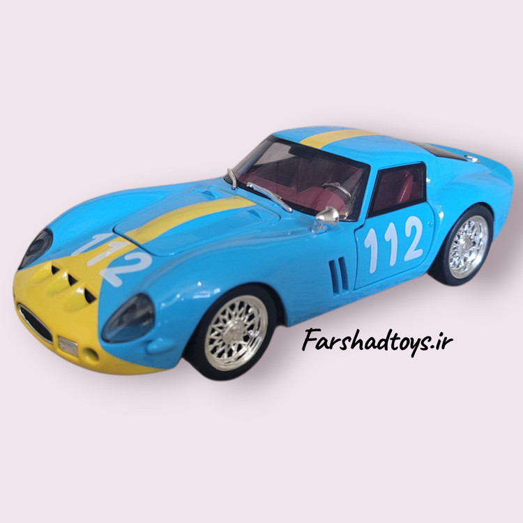 نمای سه رخ جلو ماکت ماشین فلزی فراری 250 GTO کلاسیک
