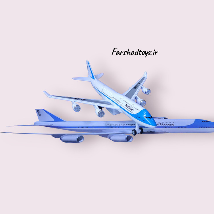 هواپیمای Airliner عقب کش چراغ دار و موزیکال