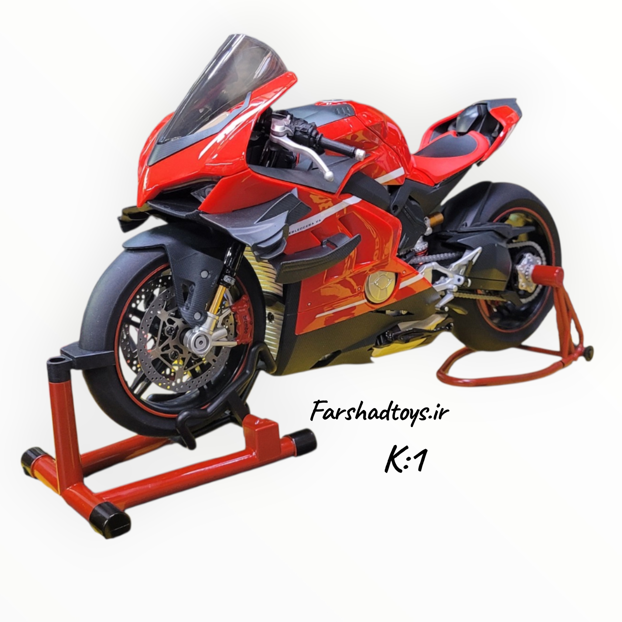 نمای سه رخ جلو ماکت موتور دوکاتی Superleggera V4 مدل K1 Carbon Fiber با پایه جلو و عقب