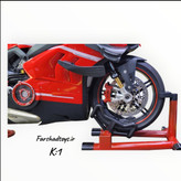 جزئیات چرخ جلو و دیسک ترمز ماکت موتور دوکاتی Superleggera V4 مدل K1