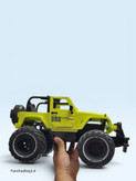 نمای جانبی ماشین آفرود کنترلی S.X Toys مدل 3568A رنگ سبز لیمویی