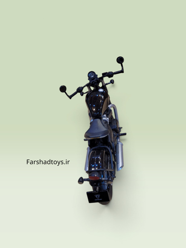 نمای بالا و عقب ماکت موتورسیکلت تریومف Bonneville Bobber مشکی ویلی