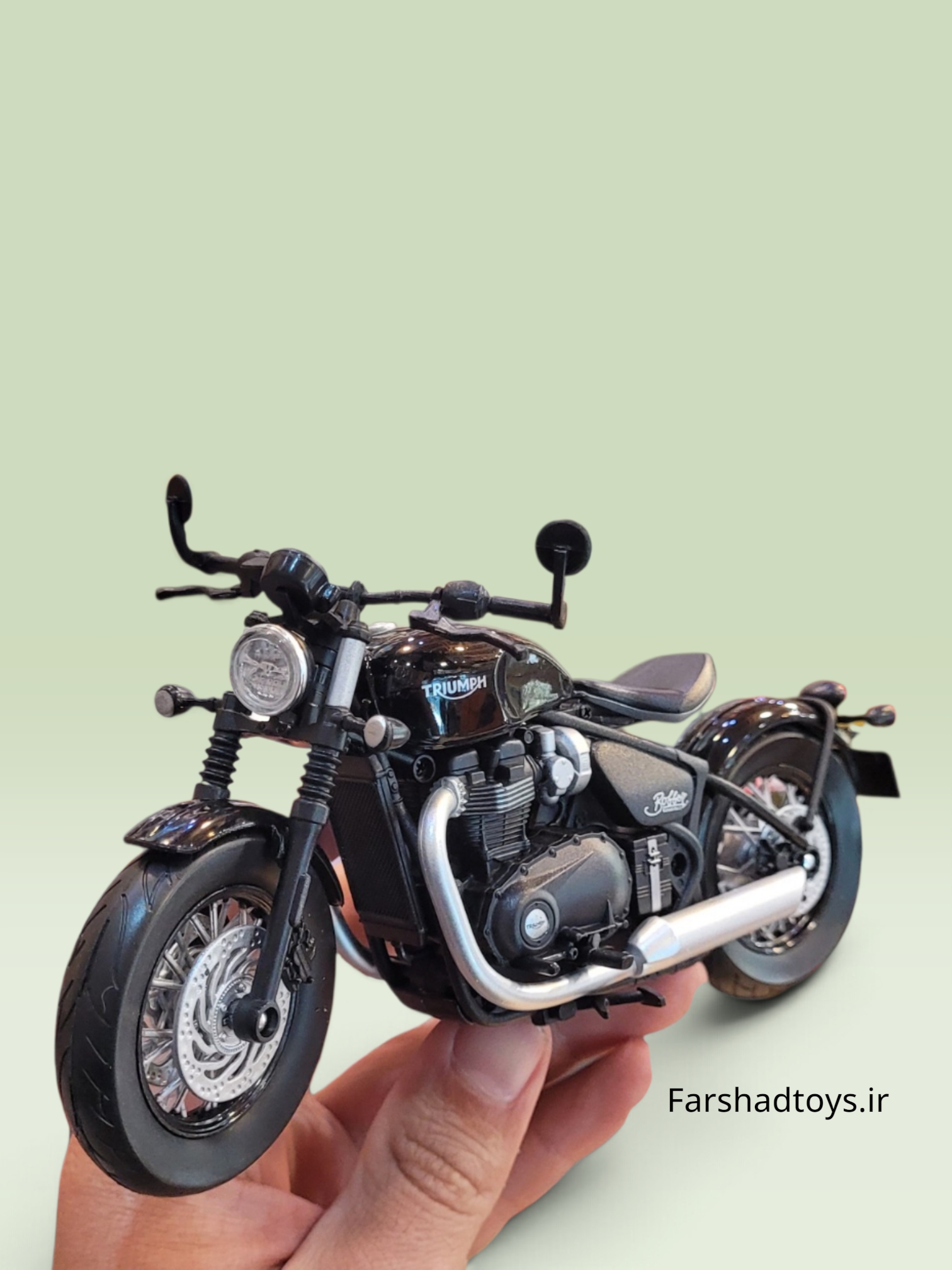 نمای جلوی ماکت فلزی تریومف Bonneville Bobber مشکی ویلی مقیاس 1:12