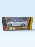 بستهبندی ماکت Bburago مدل 1988 BMW M3 E30 سفید مقیاس 1:24