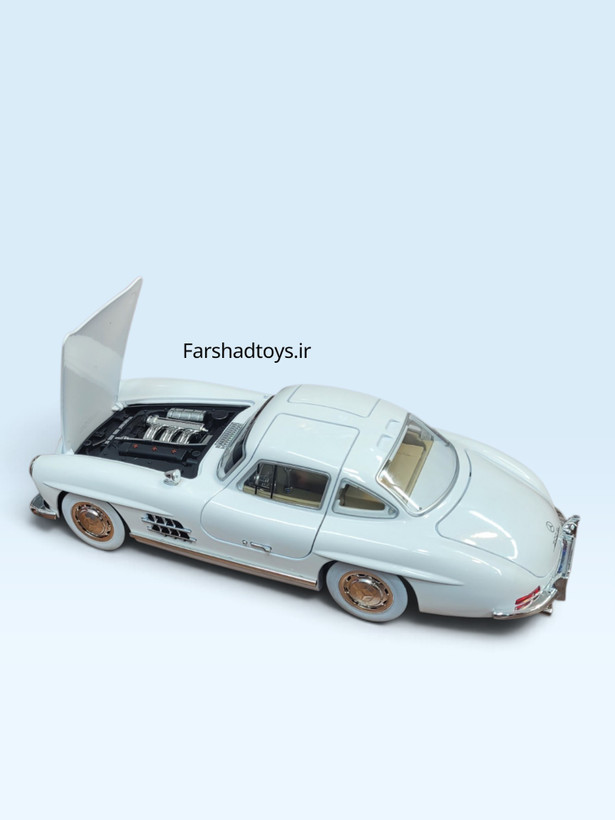 ماکت مرسدس بنز 300 SL Gullwing سفید مقیاس 1:18 با کاپوت باز و جزئیات موتور فرشاد تویز