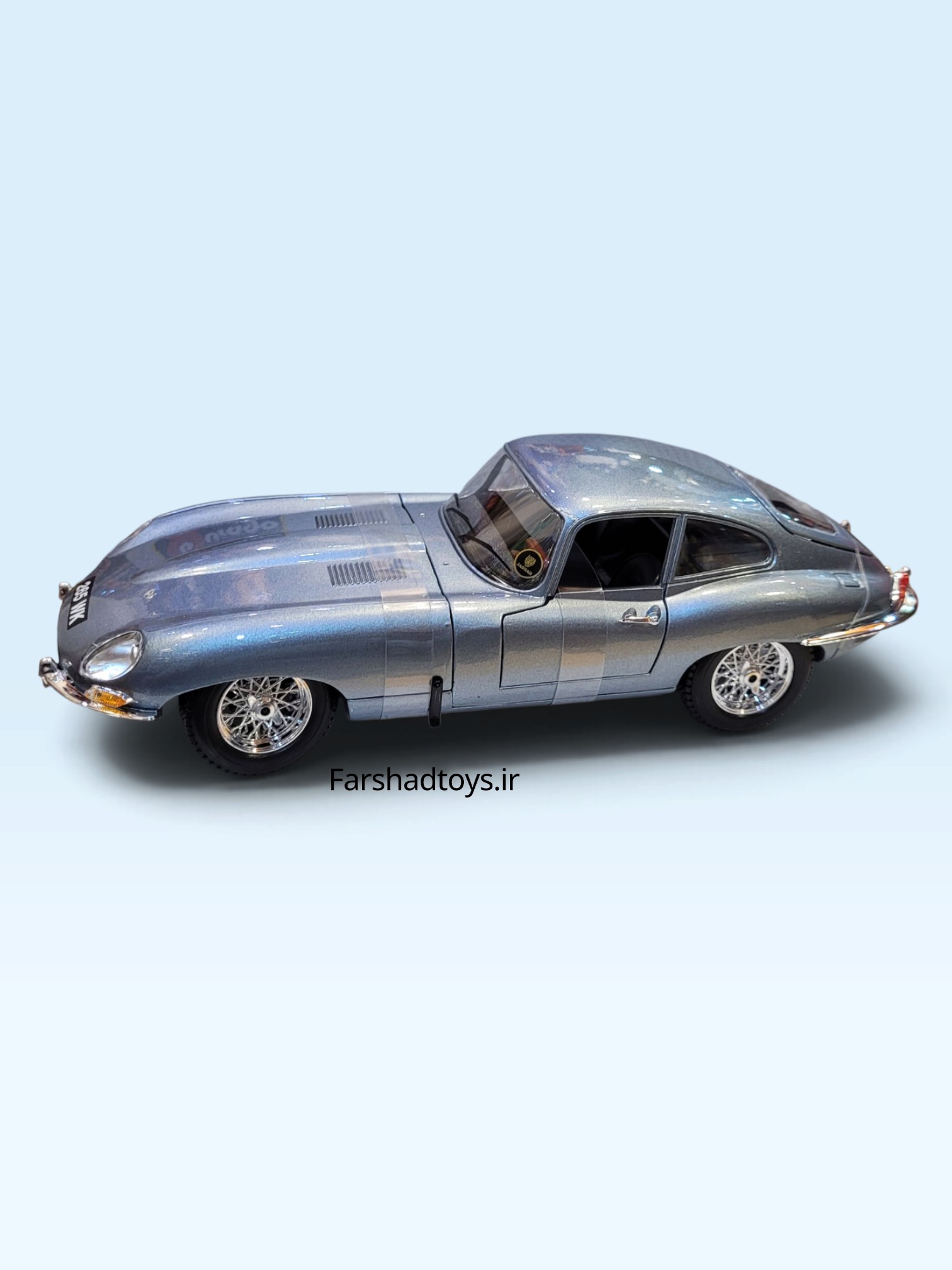 ماکت جگوار E-Type Coupe بوراگو نمای بغل فرشاد تویز