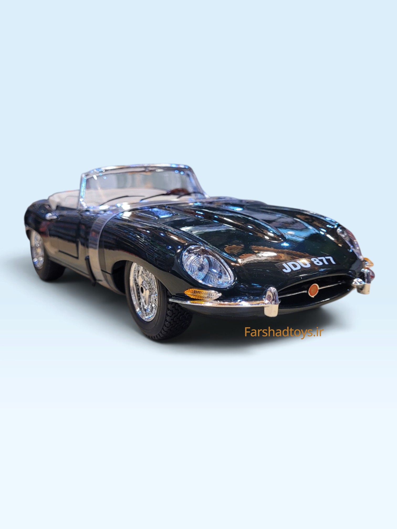 نمای جلو ماکت جگوار E-Type Cabriolet بوراگو 1:18 فرشاد تویز