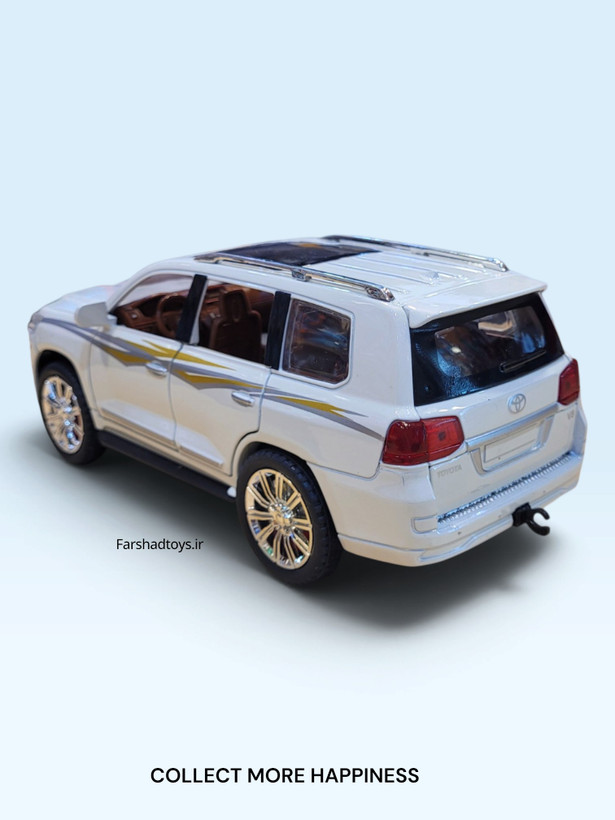 ماکت Toyota Land Cruiser 1:24 سفید نمای سهرخ عقب