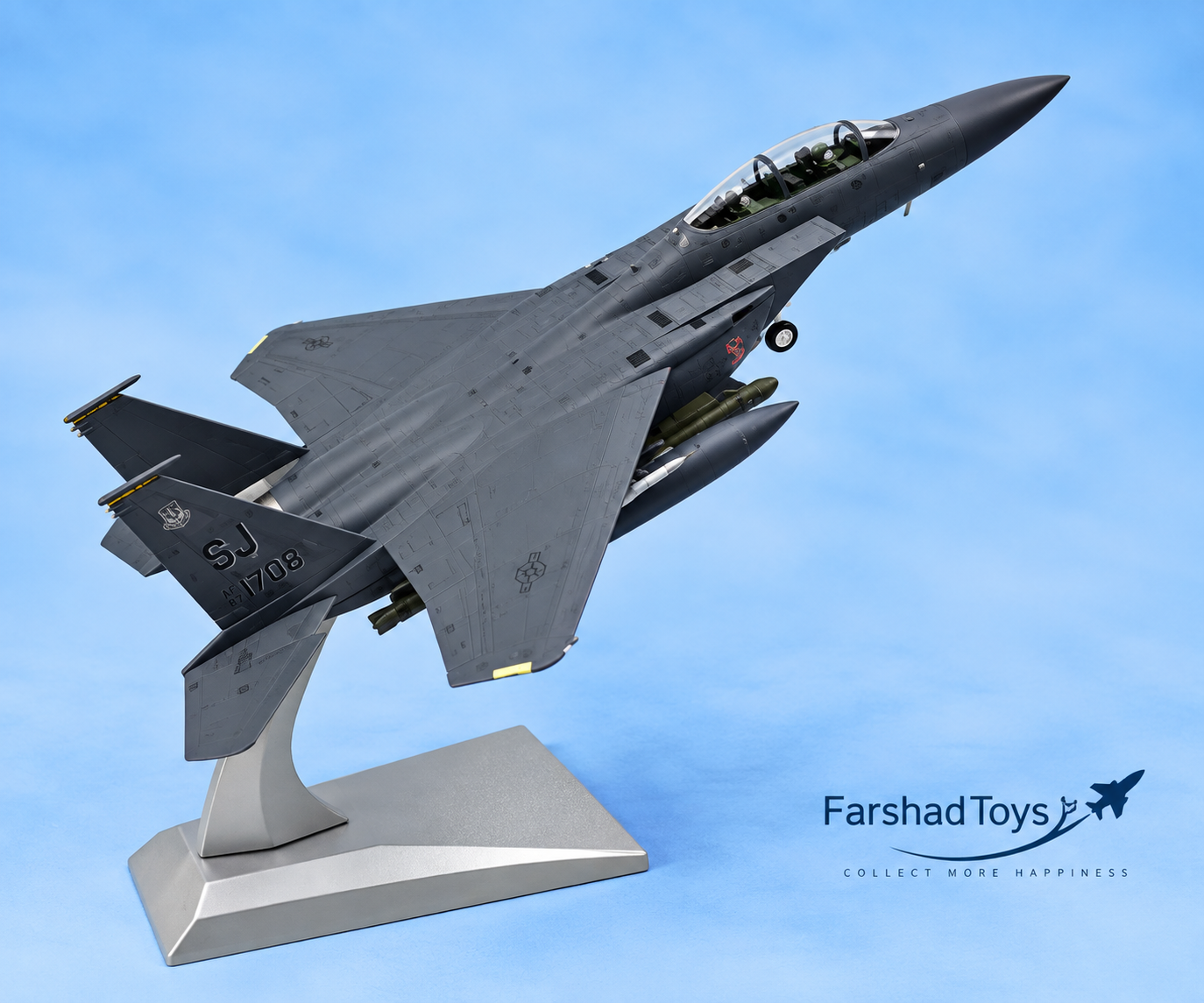ماکت فلزی جنگنده F-15E Strike Eagle مقیاس 1:100 فرشاد تویز