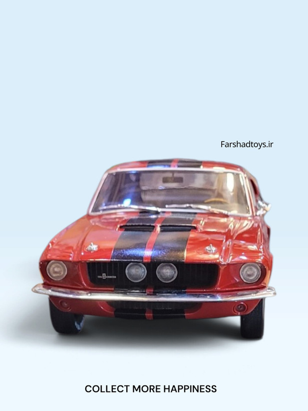 نمای مستقیم جلوی ماکت شلبی GT500 قرمز با نوار مشکی